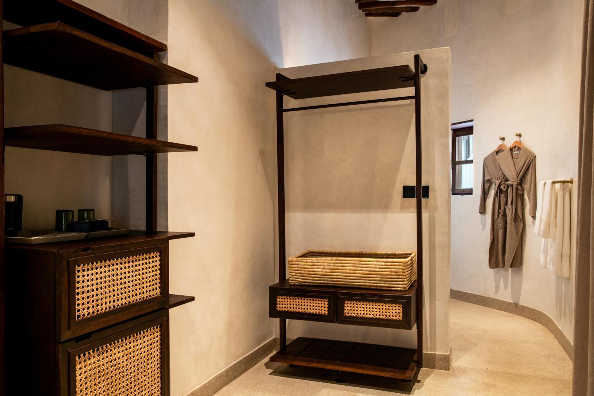 The Neela Boutique Hotel Stone Town Занзибар Экстерьер фото