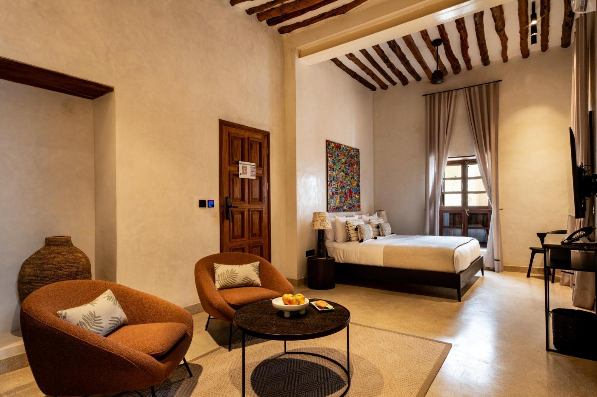 The Neela Boutique Hotel Stone Town Занзибар Экстерьер фото