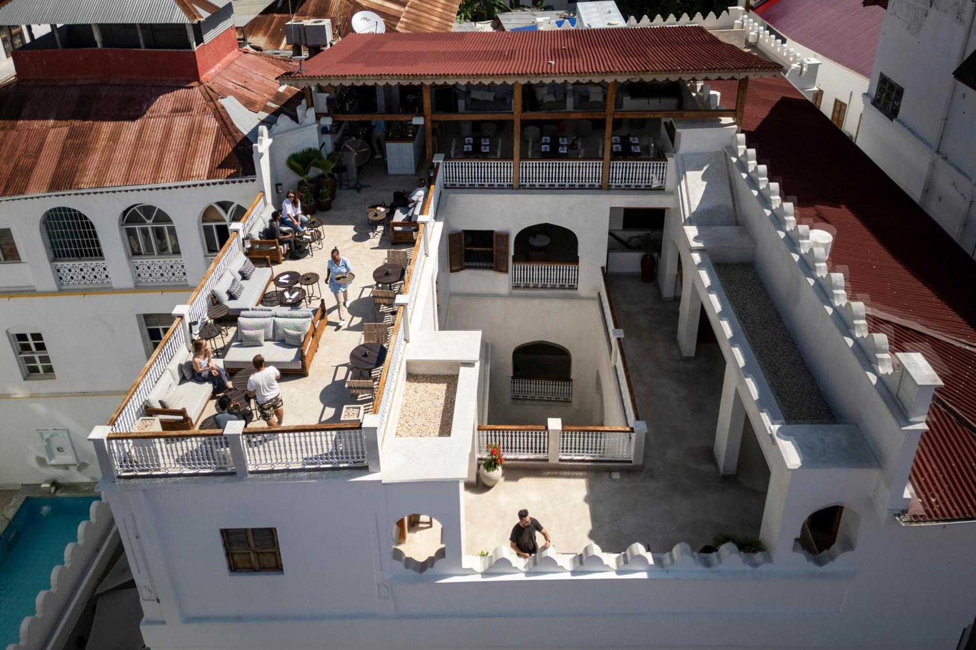 The Neela Boutique Hotel Stone Town Занзибар Экстерьер фото