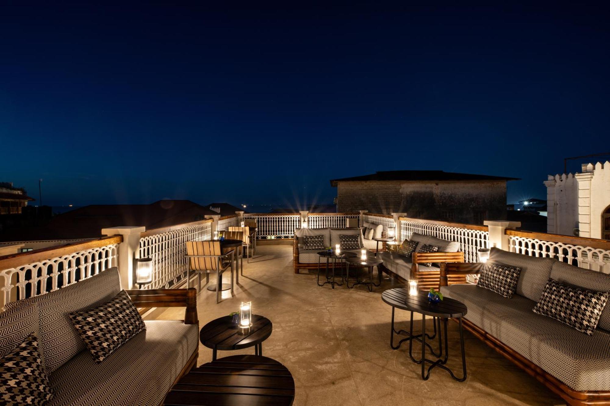 The Neela Boutique Hotel Stone Town Занзибар Экстерьер фото