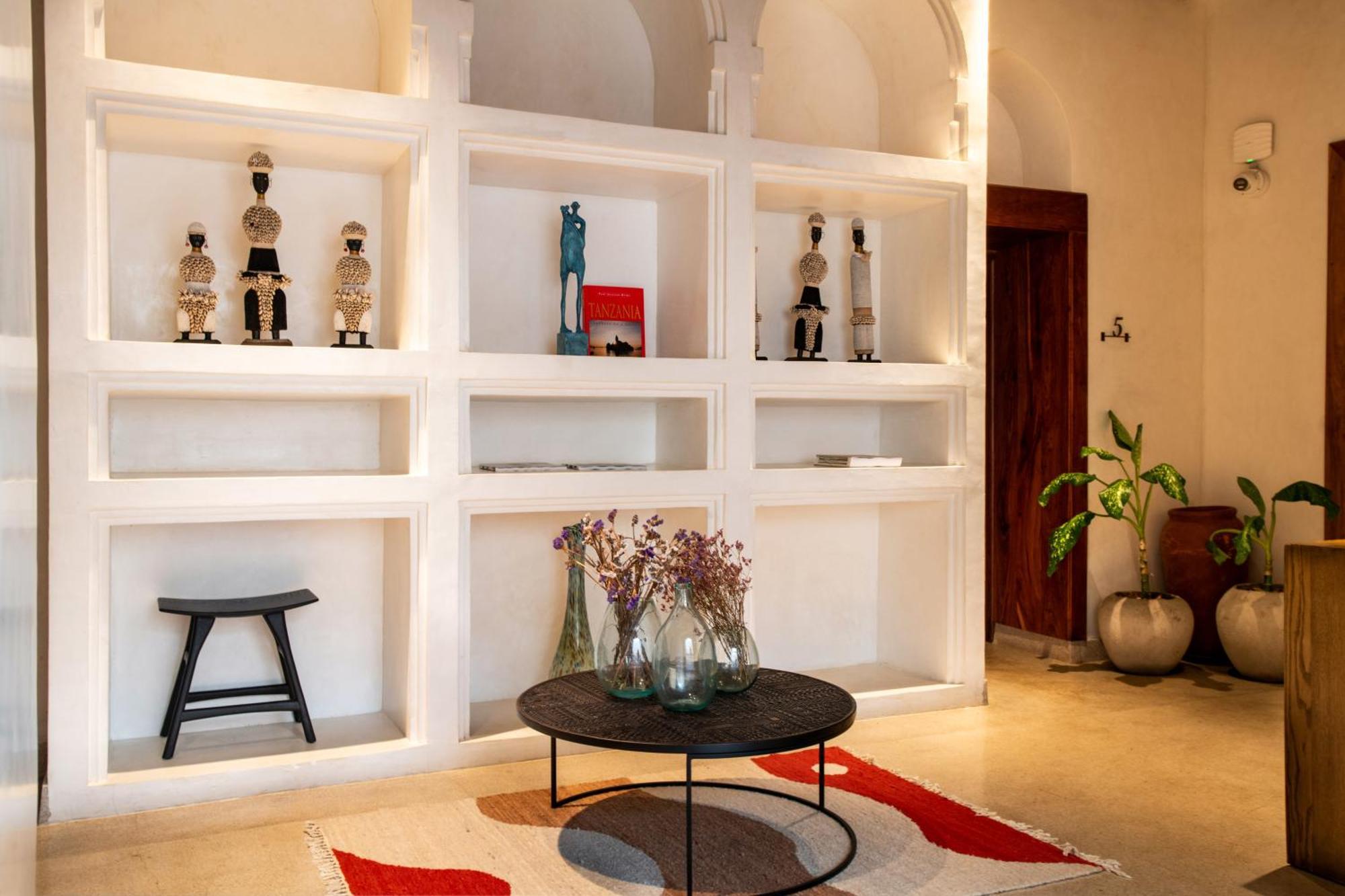 The Neela Boutique Hotel Stone Town Занзибар Экстерьер фото